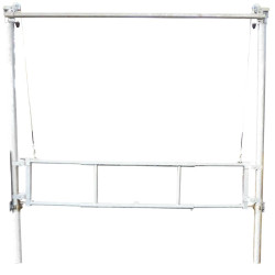 Barrière de séparation relevable 3,40/4,50 m pour couloir de logettes