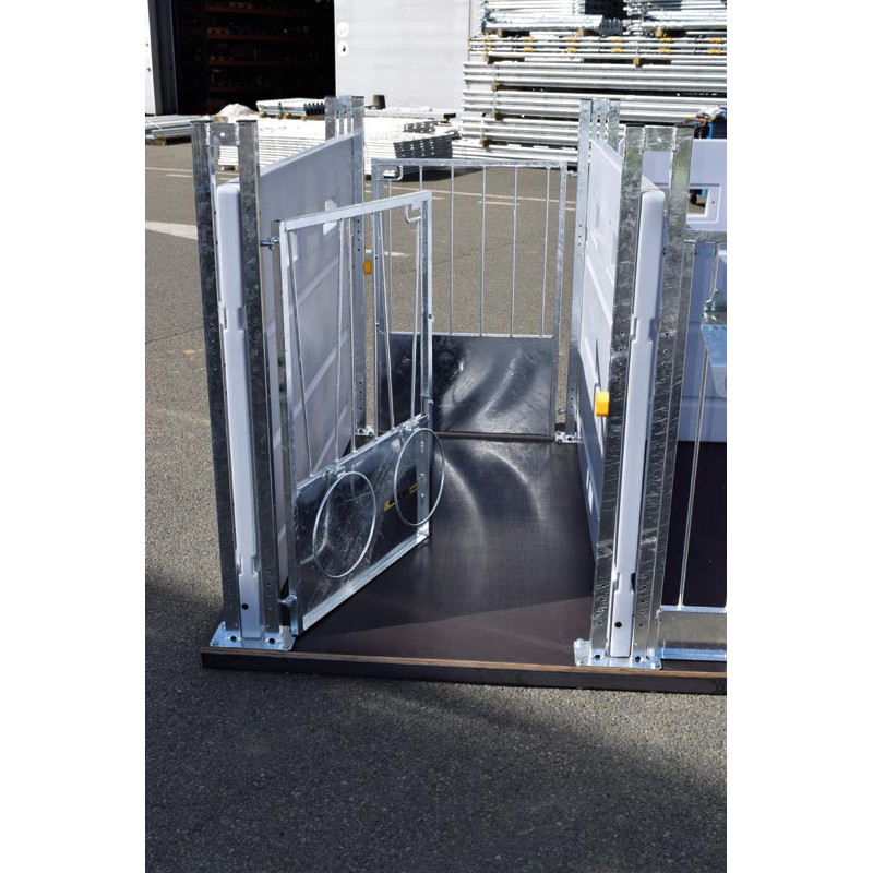 Case à veau HYGIENE PRO PM à cloisons PE amovibles