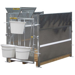 Façade pour case à veaux métallique galvanisée