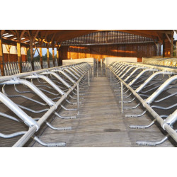 Bat-flanc de logette autoportant BIEN-ETRE Bat-flanc de logette autoportant BIEN-ETRE