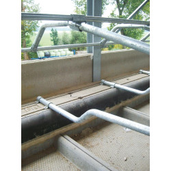 Oméga de fixation au sol pour bat-flancs autoportants