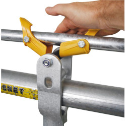 Taquet polymère à ouverture rapide