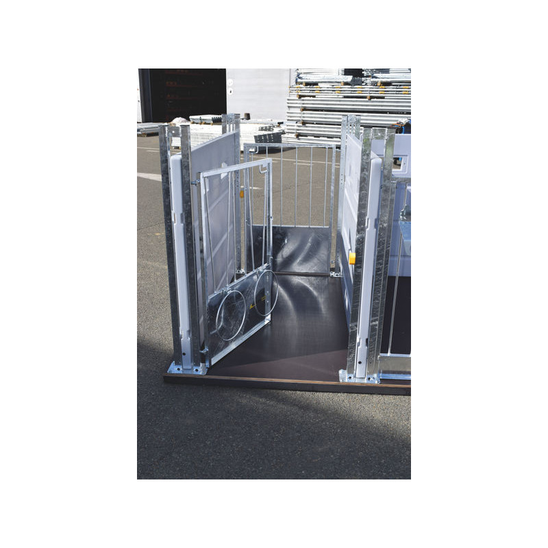 Case à veau HYGIENE PRO PM à cloisons PE amovibles Case à veau HYGIENE PRO PM à cloisons PE amovibles