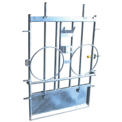 Façade pour case à veaux métallique galvanisée Façade pour case à veaux métallique galvanisée