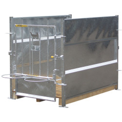 Façade pour case à veaux métallique galvanisée Façade pour case à veaux métallique galvanisée